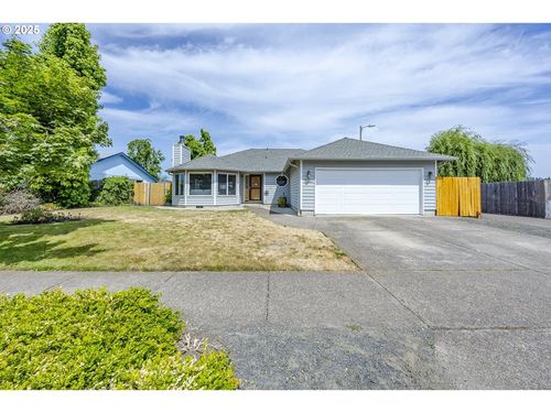 7324 B St, Springfield, OR, 97478-7253 | Card Image