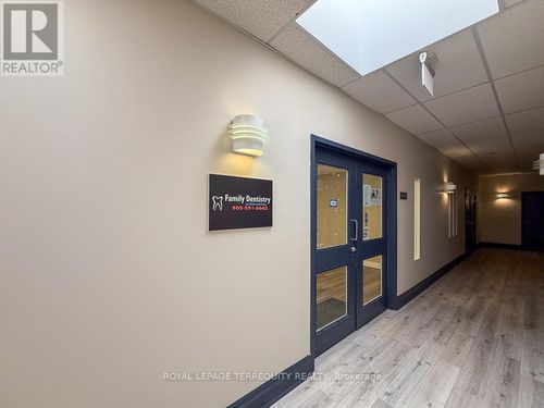 203-5402 Main St, Stouffville, ON, L4A1H3 | Card Image