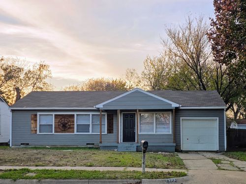 1508 Connally Ter, Arlington, TX, 76010-4513 | Card Image