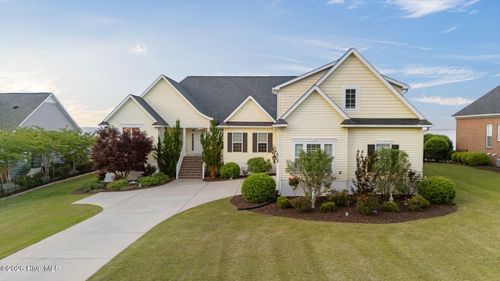 405 Neuse Harbour Blvd, New Bern, NC, 28560-8407 | Card Image
