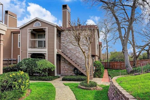 107-1880 White Oak Drive, Houston, TX, 77009 | Card Image