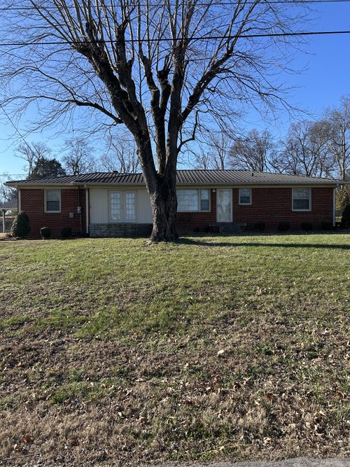 815 Royal Elm Cir, Hartsville, TN, 37074-2004 | Card Image