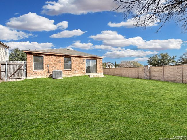 1051 Sundance Ft, House other with 3 bedrooms, 2 bathrooms and null parking in San Antonio TX | Image 16