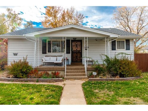 3279 S Pearl St, Englewood, CO, 80113-2711 | Card Image