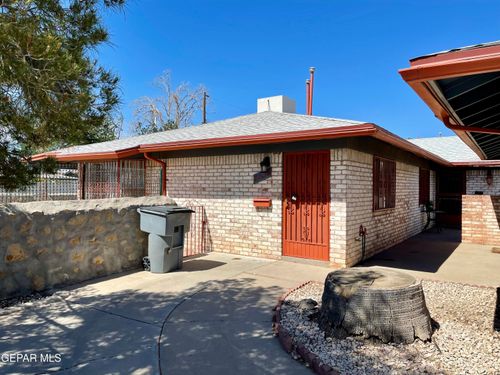 8638 Mettler Dr, El Paso, TX, 79925-2618 | Card Image