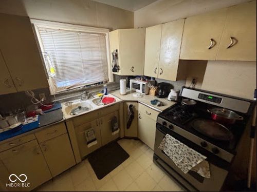 4518 E 10th St, Indianapolis, IN, 46201-2711 | Card Image