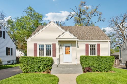 158 N Garfield Ave, Mundelein, IL, 60060-2220 | Card Image