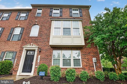 10881 Finsbury Alley Alley, WALDORF, MD, 20603 | Card Image
