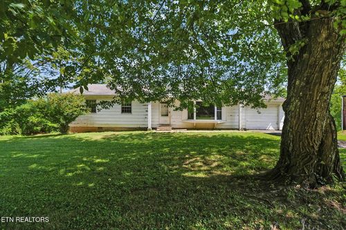 110 Clark Ave, Jamestown, TN, 38556-3718 | Card Image