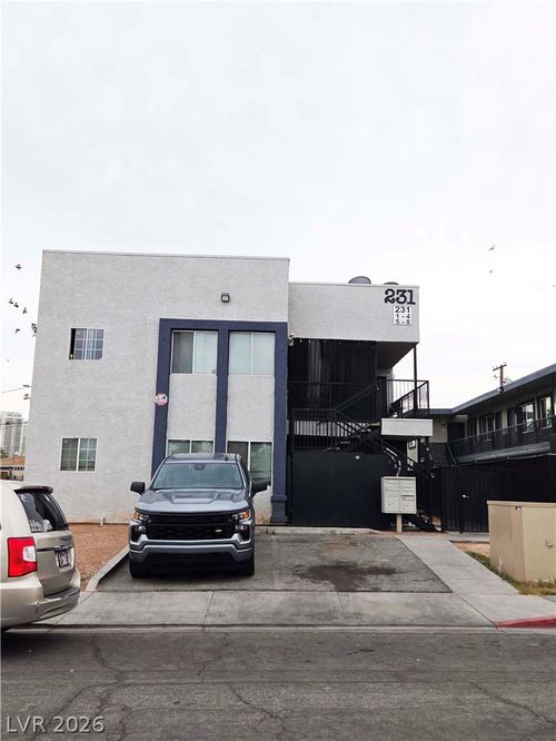 1-231 W Philadelphia Avenue, Las Vegas, NV, 89102 | Card Image