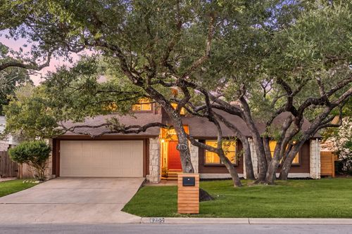 6702 Fireoak Dr, Austin, TX, 78759-3725 | Card Image