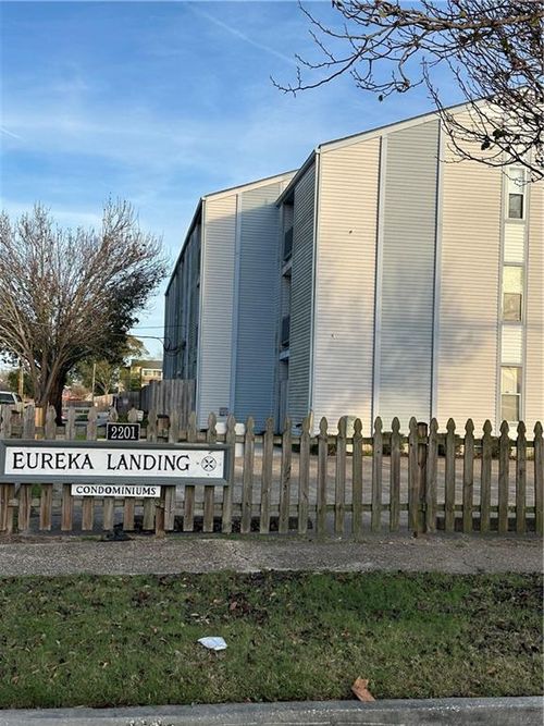 apt-207-2201 Houma Blvd, Metairie, LA, 70001-1389 | Card Image