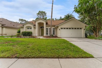 6427 Weatherwood Circle, House other with 4 bedrooms, 2 bathrooms and null parking in Wesley Chapel FL | Image 3