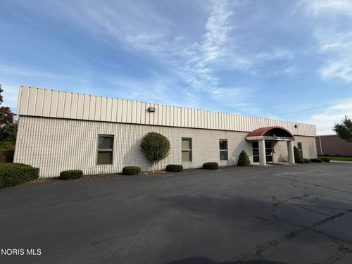 1717 E Perkins Ave, Sandusky, OH, 44870-7919 | Card Image