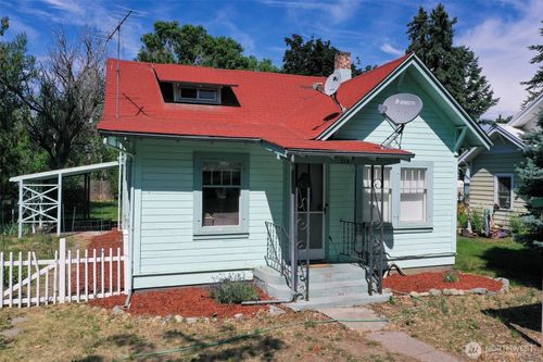514 Ash St S, Omak, WA, 98841-9385 | Card Image