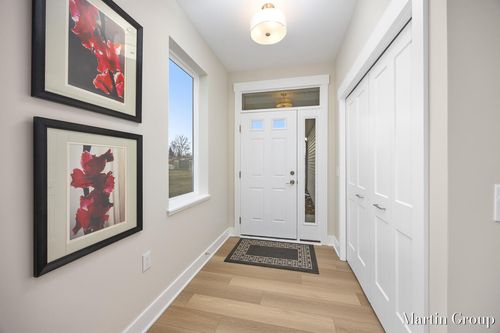 2247 Watertown Way, Grand Rapids, MI, 49505-6049 | Card Image