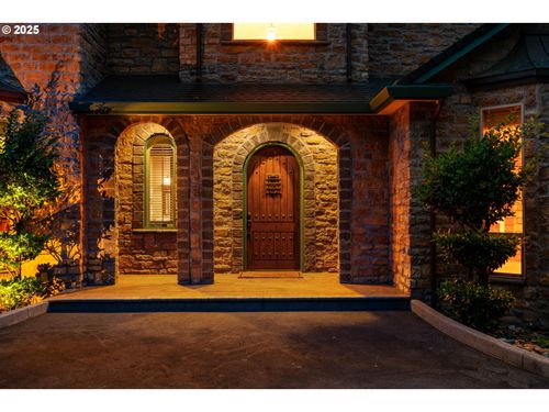 4519 122nd St, Vancouver, WA, 98685-2126 | Card Image