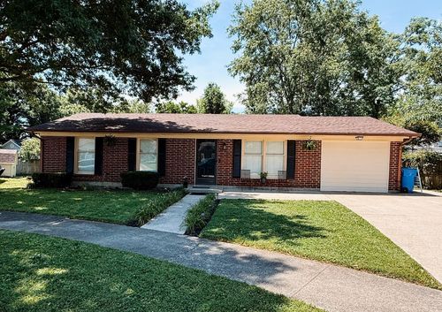 3380 Colonnade Dr, Lexington, KY, 40515 | Card Image