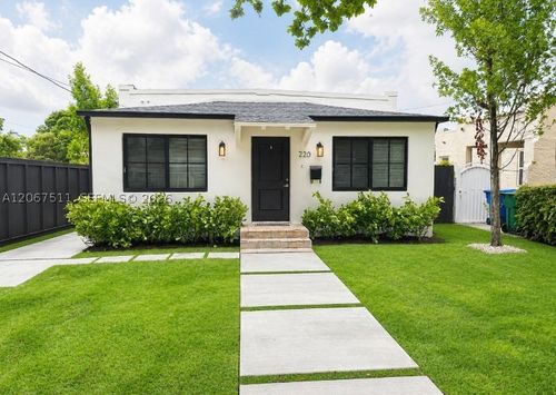 front-220 Sw 32nd Ave, Miami, FL, 33135-1107 | Card Image