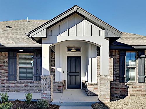 2001 Sara Vista Drive, Yukon, OK, 73099 | Card Image