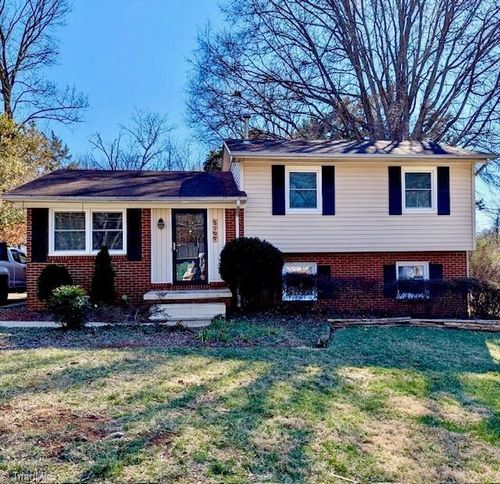 5707 Friendswood Drive, Greensboro, NC, 27409 | Card Image