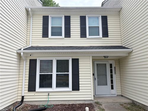 1528 Jameson Dr, Virginia Beach, VA, 23464-6445 | Card Image