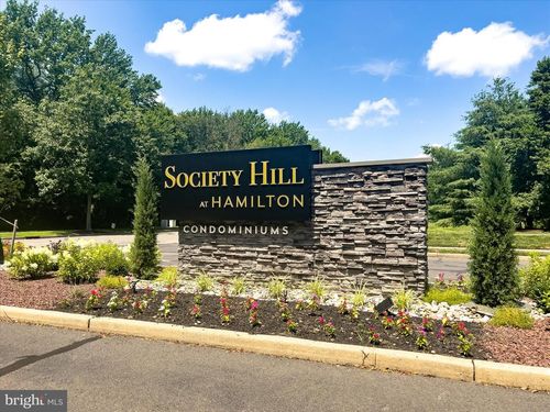 66 Mulberry Ct, HAMILTON, NJ, 08619-4618 | Card Image