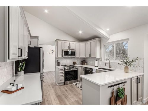 6460 E Maplewood Ave, Centennial, CO, 80111-4429 | Card Image