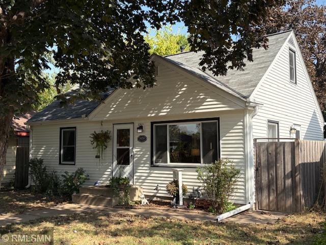Russell Ave, Minneapolis, MN 55430
