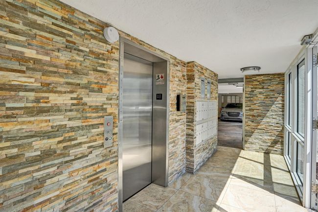 APT-304 - 155 Isle Of Venice Dr, Condo with 2 bedrooms, 2 bathrooms and null parking in Fort Lauderdale FL | Image 87