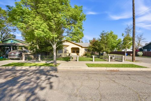 400 Monterey Ave, Chowchilla, CA, 93610-2430 | Card Image