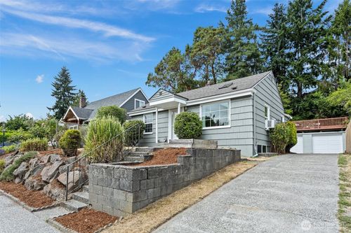 7147 29th Ave Sw, Seattle, WA, 98126-3316 | Card Image