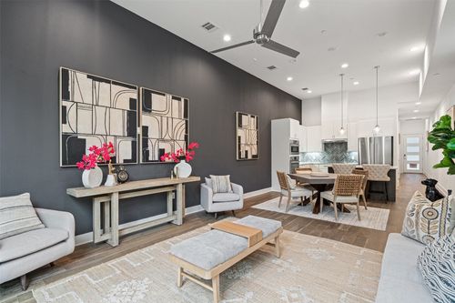 15-2505 Bluebonnet Ln, Austin, TX, 78704-4793 | Card Image