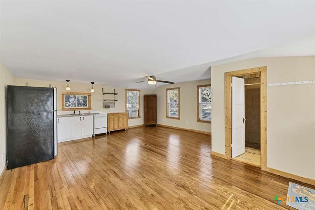 1012 7 Th St, House other with 2 bedrooms, 2 bathrooms and null parking in Blanco TX | Image 17