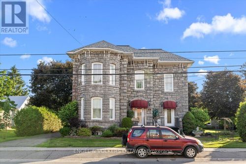 528 St Lawrence St, Winchester, ON, K0C2K0 | Card Image