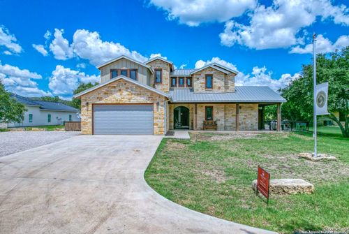 236 Tequila Sunrise, ConCan, TX, 78838 | Card Image