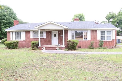 2416 Martin Luther King Jr Dr, Lumberton, NC, 28358-7925 | Card Image