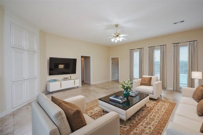 2615 Pinebend Dr, House other with 4 bedrooms, 3 bathrooms and 2 parking in Pearland TX | Image 7