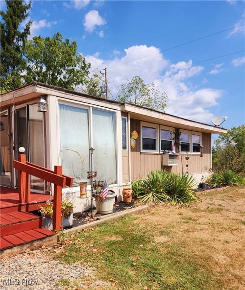 23516 Hideaway Dr, Senecaville, OH, 43780-9688 | Card Image