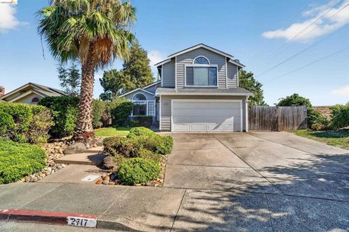 2717 Lobelia Ct, Antioch, CA, 94531-6364 | Card Image
