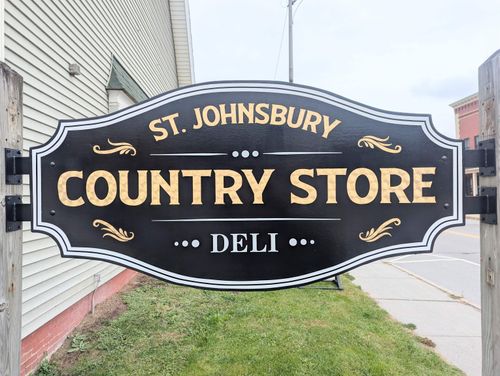 537 Railroad St, St. Johnsbury, VT, 05819-1635 | Card Image