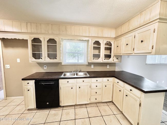 2606 W 19 Th St, House other with 4 bedrooms, 2 bathrooms and null parking in Plainview TX | Image 14
