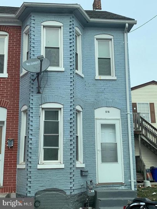 616 George St, HAGERSTOWN, MD, 21740-4612 | Card Image