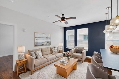 apt-207-800 S Welch St, Denton, TX, 76201-5841 | Card Image