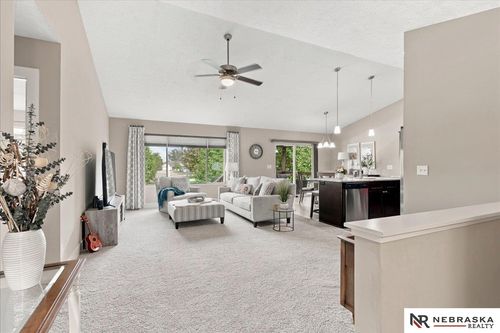2904 Lakeside Dr, Plattsmouth, NE, 68048-8042 | Card Image