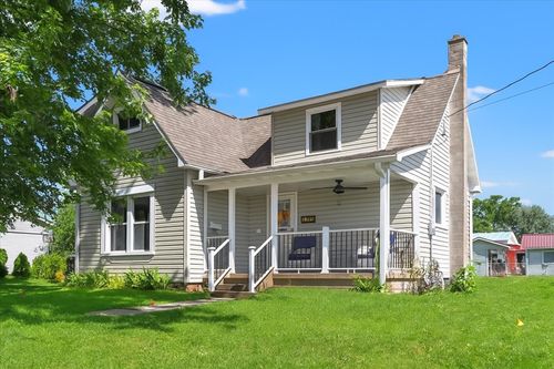 6108 W Maple St, Lancaster, WI, 53813-1533 | Card Image
