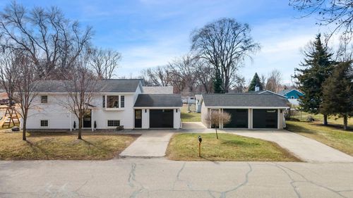 501 W Saint Paul St, Litchfield, MN, 55355-2922 | Card Image