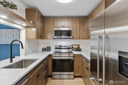 apt-215-21615 80th Ave W, Edmonds, WA, 98026-7805 | Card Image