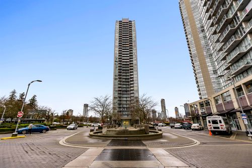 3001-13618 100 Ave, Surrey, BC, V3T0A8 | Card Image