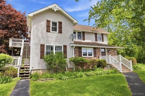 12318 Buckwheat Rd, Akron, NY, 14001-9562 | Card Image